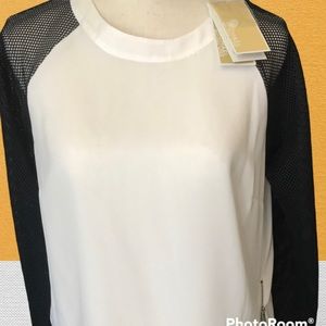 Michael KORS sexy versatile top